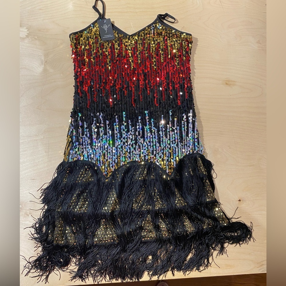 Sequin and Fringe Dress with Red and Black Accents 1XL (HM)